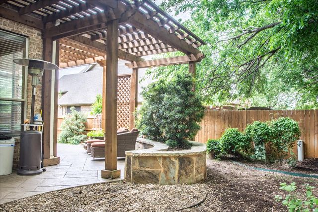 4504 Narrowbrook Drive, Flower Mound, TX 75028