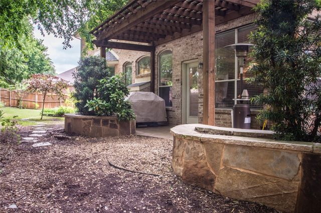 4504 Narrowbrook Drive, Flower Mound, TX 75028