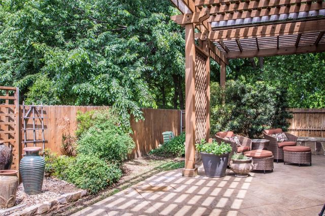 4504 Narrowbrook Drive, Flower Mound, TX 75028