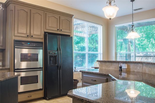 4504 Narrowbrook Drive, Flower Mound, TX 75028