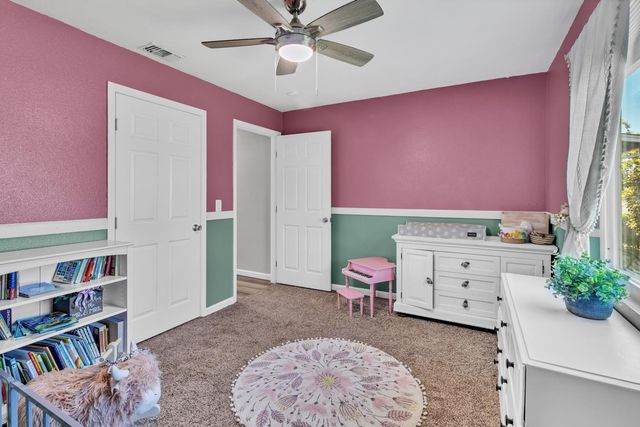 906 E 19th St, Marysville, CA 95901