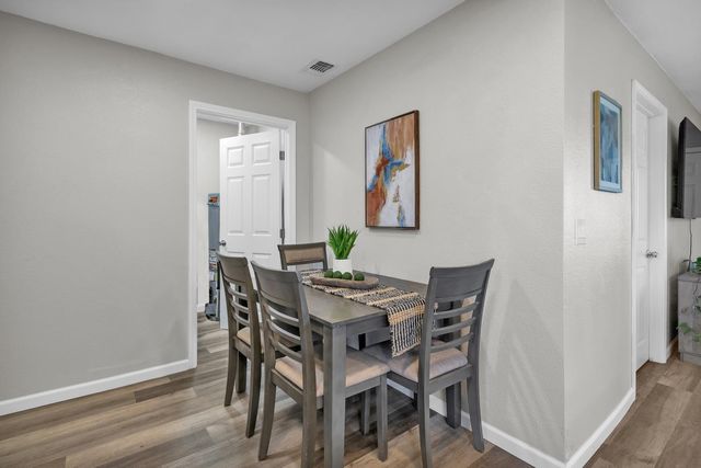 906 E 19th St, Marysville, CA 95901