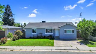 906 E 19th St, Marysville, CA 95901