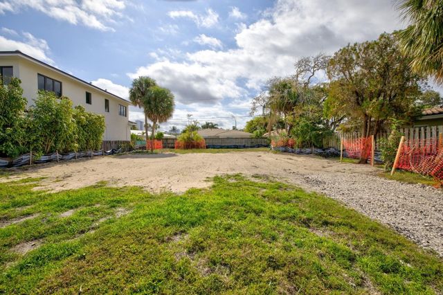 254 Capri Avenue, Lauderdale-By-The-Sea, Fort Lauderdale, FL 33308