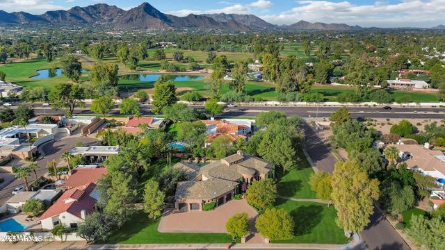 7233 E ROYAL PALM Road, Scottsdale, AZ 85258