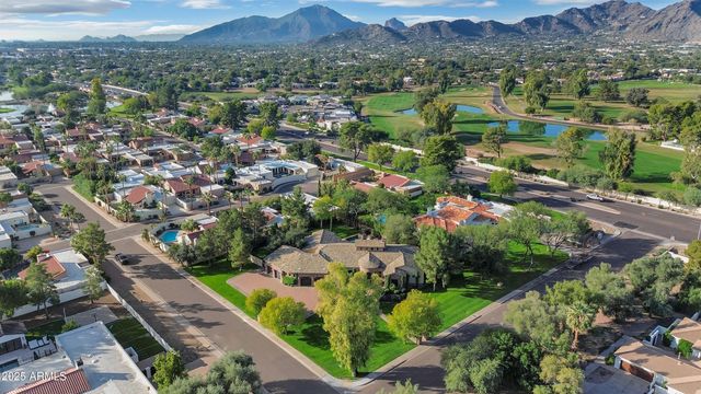 7233 E ROYAL PALM Road, Scottsdale, AZ 85258