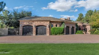 7233 E ROYAL PALM Road, Scottsdale, AZ 85258