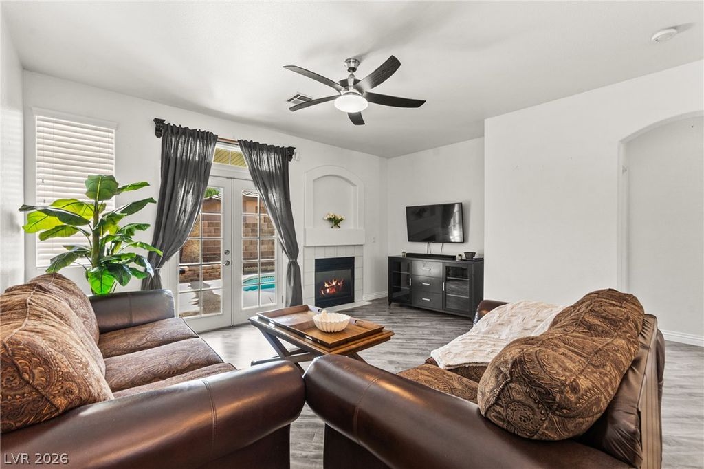 375 Golden Shore Drive, Las Vegas, NV 89123 — photo 4