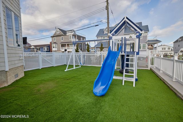 256 Cedar Drive, Bayville, NJ 08721