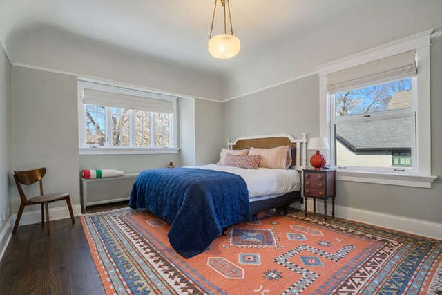 1211 Hinman Avenue, Evanston, IL 60202