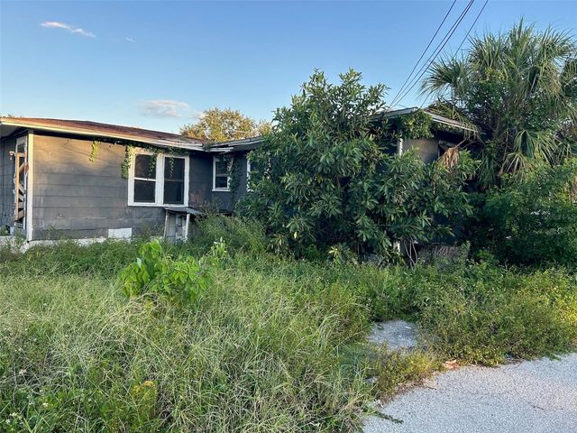877 22ND AVENUE S, St Petersburg, FL 33705