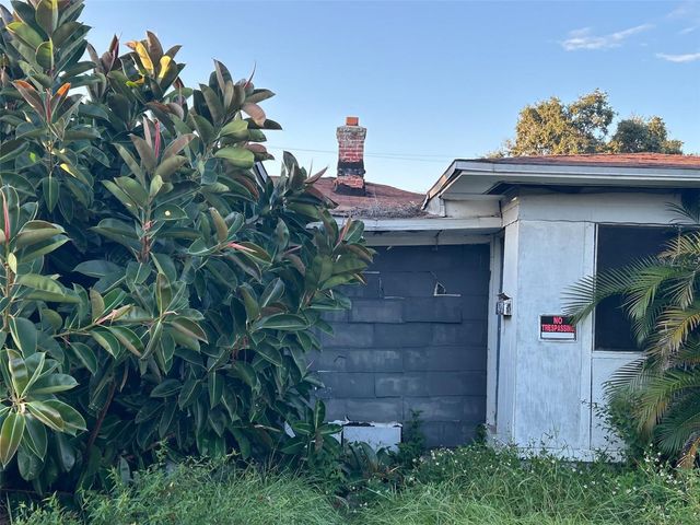 877 22ND AVENUE S, St Petersburg, FL 33705
