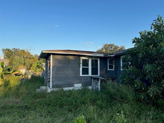 877 22ND AVENUE S, St Petersburg, FL 33705