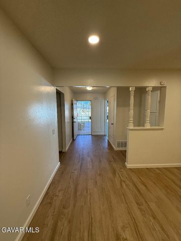 45303 Lorimer Avenue, Lancaster, CA 93534