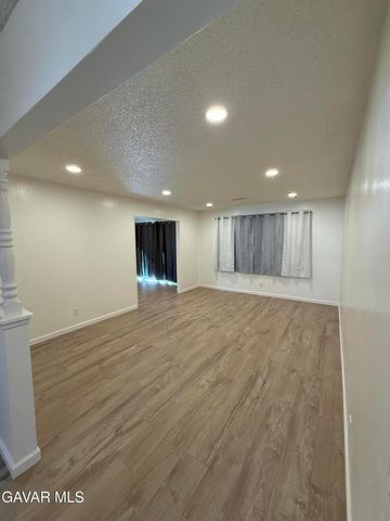 45303 Lorimer Avenue, Lancaster, CA 93534