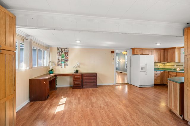 1028 E 11th Street, Medford, OR 97504