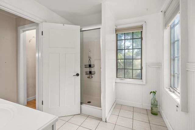 1028 E 11th Street, Medford, OR 97504