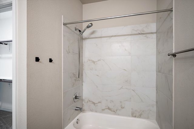 2721 Vine Court, Denton, TX 76209