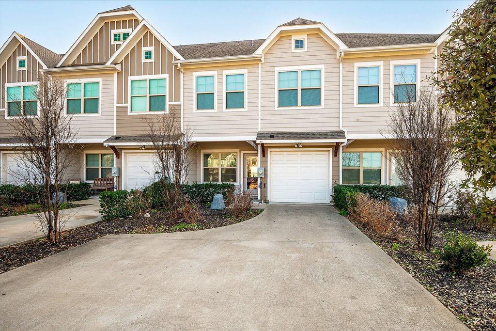 2721 Vine Court, Denton, TX 76209