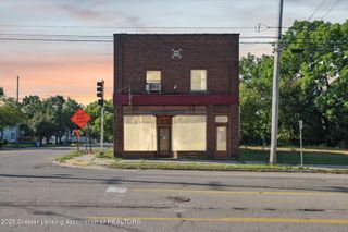 936/940 E Cesar E Chavez Avenue, Lansing, MI 48906