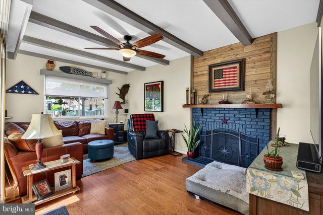 122 TARA TER, Marlton, NJ 08053
