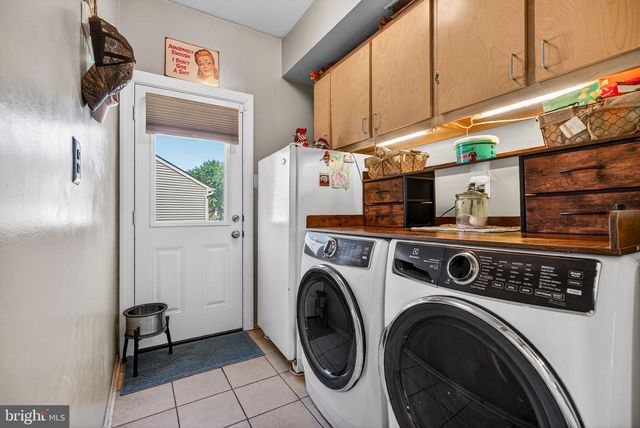122 TARA TER, Marlton, NJ 08053