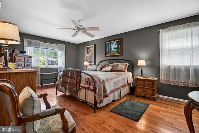 122 TARA TER, Marlton, NJ 08053