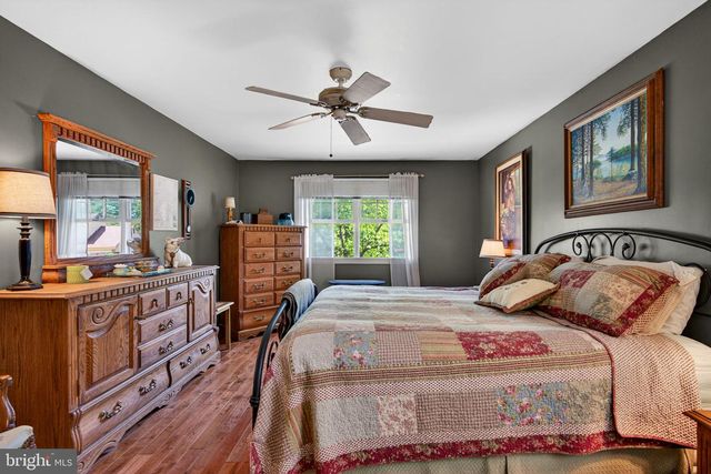 122 TARA TER, Marlton, NJ 08053