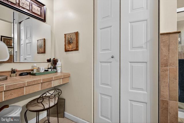 122 TARA TER, Marlton, NJ 08053