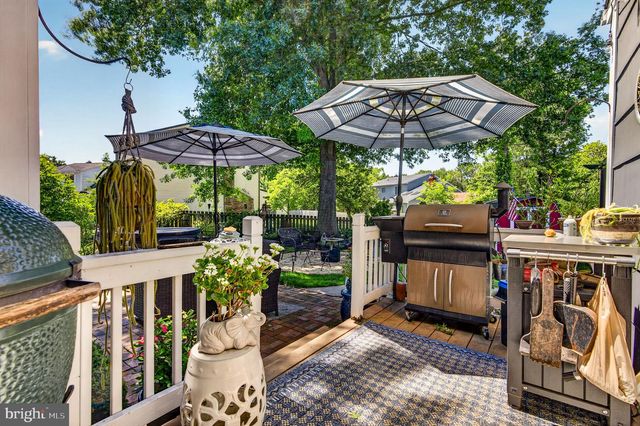 122 TARA TER, Marlton, NJ 08053