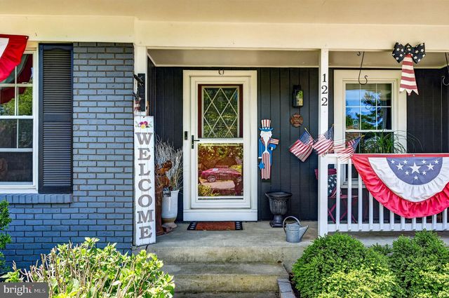 122 TARA TER, Marlton, NJ 08053