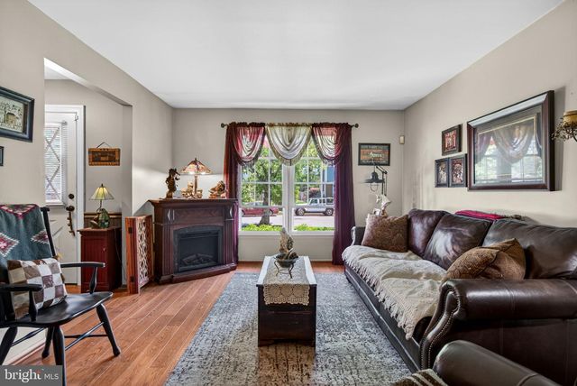 122 TARA TER, Marlton, NJ 08053