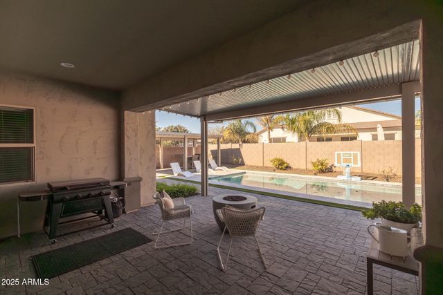 20194 E RAVEN Drive, Queen Creek, AZ 85142