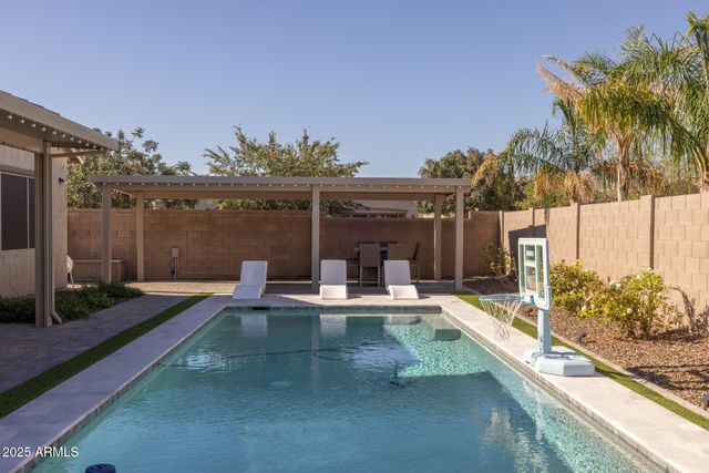 20194 E RAVEN Drive, Queen Creek, AZ 85142