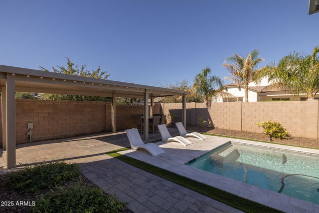 20194 E RAVEN Drive, Queen Creek, AZ 85142