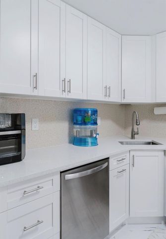 606 SW Natura Boulevard 207, Deerfield Beach, FL 33441