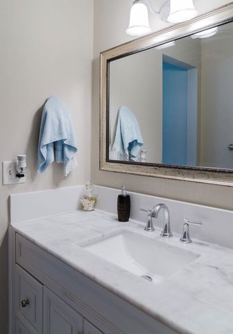 606 SW Natura Boulevard 207, Deerfield Beach, FL 33441