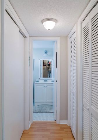 606 SW Natura Boulevard 207, Deerfield Beach, FL 33441