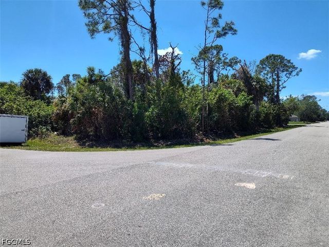 TBD Canoe LN, North Port, FL 34286