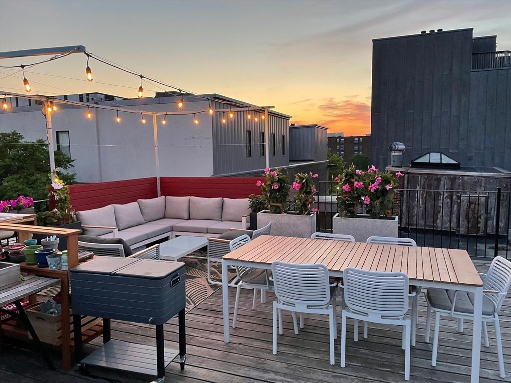 877 Harrison Ave #7, Boston, MA 02118