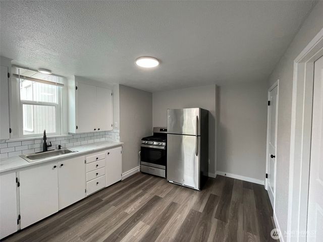 2232 Hoyt Avenue, Everett, WA 98201