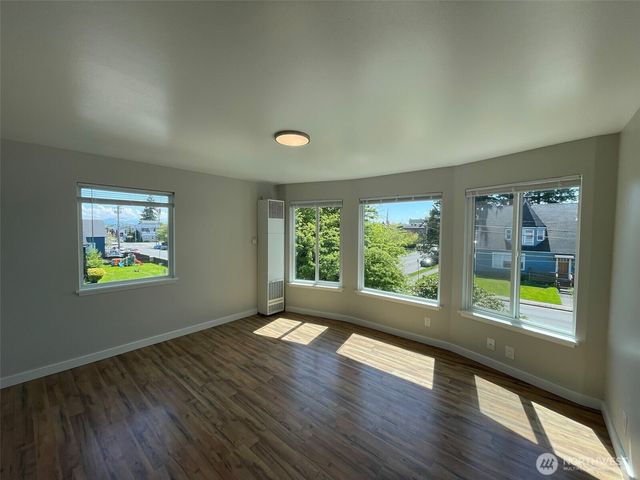 2232 Hoyt Avenue, Everett, WA 98201