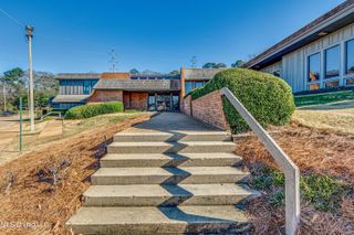 4735 Old Canton Road, Jackson, MS 39211