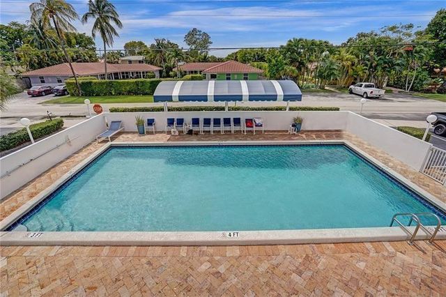 2200 NE 33rd Avenue 17C, Fort Lauderdale, FL 33305