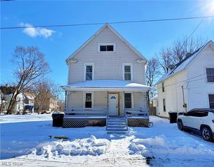 127 Cascade Street, Elyria, OH 44035