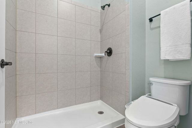 195 STONE CREEK Circle, St. Johns, FL 32259