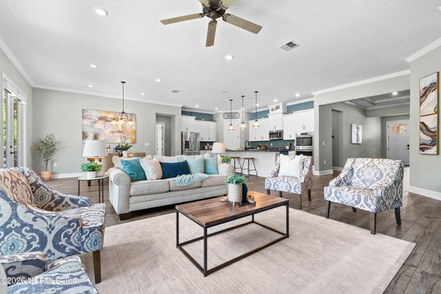 195 STONE CREEK Circle, St. Johns, FL 32259