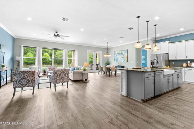 195 STONE CREEK Circle, St. Johns, FL 32259