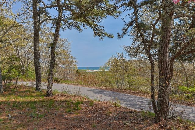 2 Brettwood Rd, Harwich, MA 02645