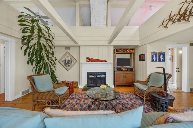 2 Brettwood Rd, Harwich, MA 02645